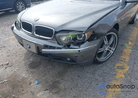 2003 BMW 745 из США, поврежденный, VIN WBAGN634X3DR09097